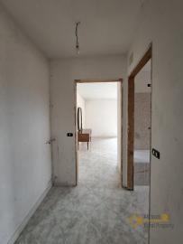 Two-bedroom town house with panoramic views and cellar. Montefalcone del Sannio Img11