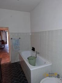 Large, panoramic country house with 13.400 sqm of land between Sea and Mountains. Arielli Img12