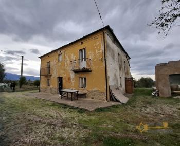 Large, panoramic country house with 13.400 sqm of land between Sea and Mountains. Arielli Img32