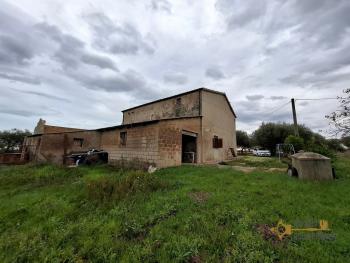 Large, panoramic country house with 13.400 sqm of land between Sea and Mountains. Arielli Img39