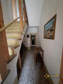 Large, panoramic country house with 13.400 sqm of land between Sea and Mountains. Arielli Img10