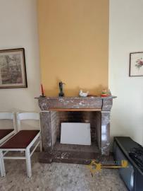 Spacious four-bedroom townhouse in the heart of Pollutri, just 14 minutes from the Adriatic Coast Img8