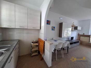 Perfect condition town house with two bedrooms, panoramic balcony and a large garage, ready to live in. Celenza sul Trigno. Img5