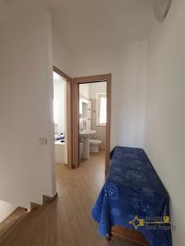 Perfect condition town house with two bedrooms, panoramic balcony and a large garage, ready to live in. Celenza sul Trigno. Img15