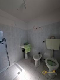 Charming town house in perfect condition with panoramic balconies, terrace, garden and annex. Tornareccio Img12