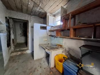 Charming town house in perfect condition with panoramic balconies, terrace, garden and annex. Tornareccio Img42