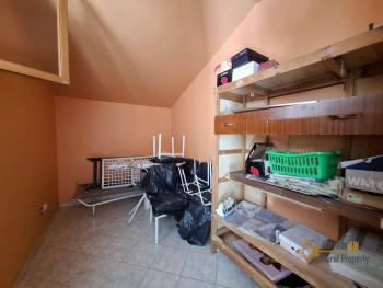 Charming town house in perfect condition with panoramic balconies, terrace, garden and annex. Tornareccio Img32