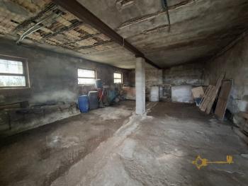 Three-bedroom country house with 6.180 sqm of land, terrace, large garage and annex. Trivento Img40