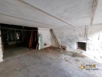 260 sqm character apartment with vintage details, sea view panoramic terrace and two annexes. Img49
