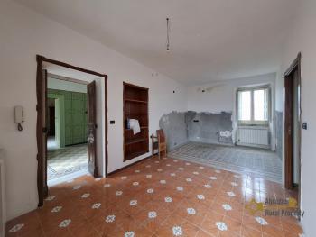 260 sqm character apartment with sea view panoramic terrace, two annexes, vinatge details, 30 minutes from the Adriatic coast.Casalanguida. Img12