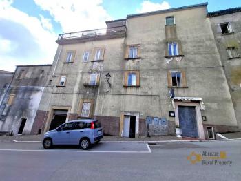 260 sqm character apartment with vintage details, sea view panoramic terrace and two annexes. Img42