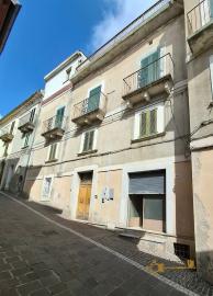 260 sqm character apartment with sea view panoramic terrace, two annexes, vinatge details, 30 minutes from the Adriatic coast.Casalanguida. Img2