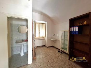 260 sqm character apartment with vintage details, sea view panoramic terrace and two annexes. Img44