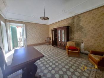 260 sqm character apartment with vintage details, sea view panoramic terrace and two annexes. Img10