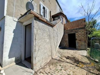 Spacious detached townhouse with panoramic views, terrace, garden, garage and annex, at just 25 minutes from the Adriatic Coast. Tufillo Img33