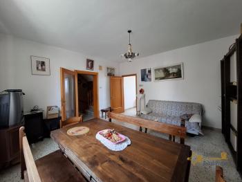 Two-bedroom town house with panoramic terrace, at only 30 minutes’ drive from the Adriatic coast. Celenza Sul Trigno. Img15