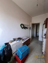 Large 155 sqm, five-bedroom stone town house with panoramic mountain view. Central heating system. Trivento Img34