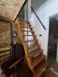 Charming recently restored stone house with two bedrooms, vaulted ceilings, exposed stone and bricks. Torrebruna. Img6