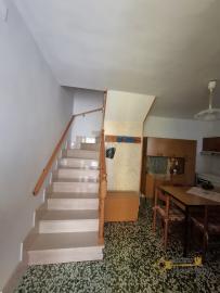 Two-bedroom town house in perfect conditions with two cellars. Celenza Sul Trigno Img10