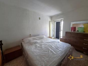 Two-bedroom town house in perfect conditions with two cellars. Celenza Sul Trigno Img11