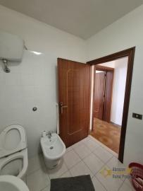 Four-bedroom town house with panoramic balcony and terrace overlooking the Bomba Lake and the Maiella Mountains. Colledimezzo Img31