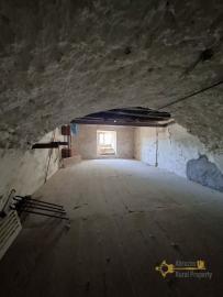 Portion of a 15th-Century Historic Palazzo with two apartments and stunning original features. Salcito Img65