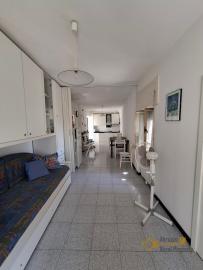 Charming perfect condition town house with terrace and garage. Tufillo Img9