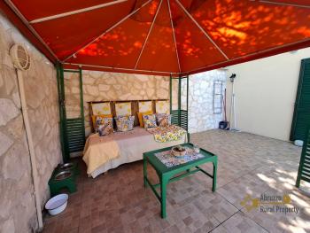 Completely restored stone house with two terraces, garden and stunning views. Bomba Img22