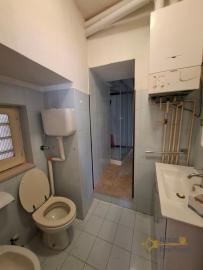 Fully Restored Stone House with exposed stone and vaulted ceilings. Ready to Move In. Palmoli Img12