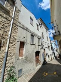 Fully Restored Stone House with exposed stone and vaulted ceilings. Ready to Move In. Palmoli Img18