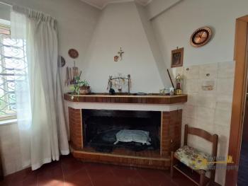 Spacious Three-Bedroom Villa with 11,820 sqm of Land and Panoramic Views. Pietrabbondante Img35