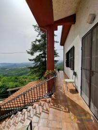 Spacious Three-Bedroom Villa with 11,820 sqm of Land and Panoramic Views. Pietrabbondante Img64