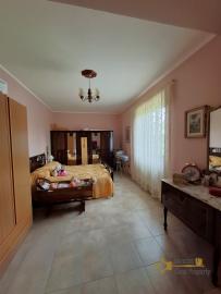 Spacious Three-Bedroom Villa with 11,820 sqm of Land and Panoramic Views. Pietrabbondante Img28