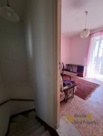 Charming Four-bedroom Stone House with Guest Annex and Land. Fossalto Img15