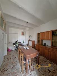 Charming Four-bedroom Stone House with Guest Annex and Land. Fossalto Img4