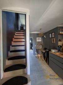 Charming stone house with panoramic views, garden and additional living space. Tufillo Img12
