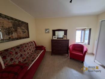 Beautifully Restored Stone House with Panoramic Majella Views & Independent Guest unit. Civitella Messer Raimondo Img21