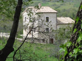 Country Manor in the National Park of Abruzzo. Img3