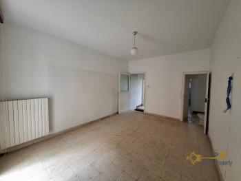 Two-bedroom town house in habitable condition with cellar. Celenza Sul Trigno Img14