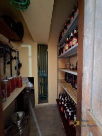 Six-bedroom stone house with self contained flat, outside space and garden. Roccaspinalveti Img34