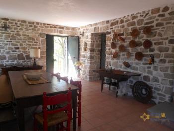 Villa surrounded by 1 hectare of land. Bagnoli del Trigno. Img7
