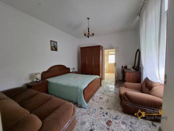 Large country house with land, 4 separate units and B&B potential. Roccaspinalveti Img9