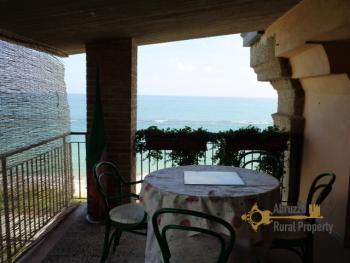 Historic palazzo at 30 meters from the sea. Fossacesia. Img40