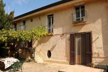 Historic palazzo at 30 meters from the sea. Fossacesia. Img47