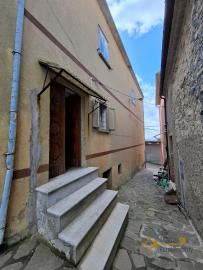 Large town house with panoramic terrace and cellar, for sale in Guilmi. Abruzzo. Img3