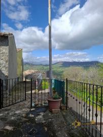 Large town house with panoramic terrace and cellar, for sale in Guilmi. Abruzzo. Img27