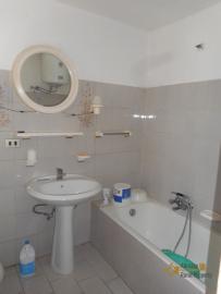 Town house composed by two separate flats, at 20 km from the coast. Dogliola. Img11