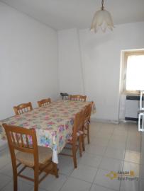 Town house composed by two separate flats, at 20 km from the coast. Dogliola. Img5