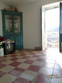 Character stone house to be renovated for sale in Dogliola. Img11