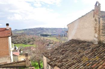 One bedroom town house for sale, near Campobasso. Molise. Img13